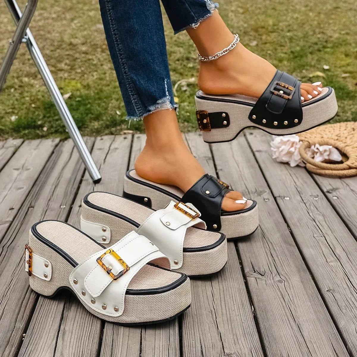 Mura Platform Sandals