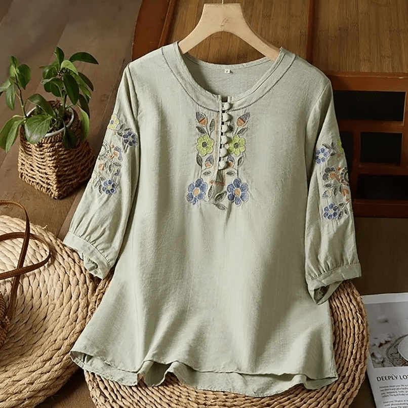LAUREN BREEZE EMBROIDERY BLOUSE