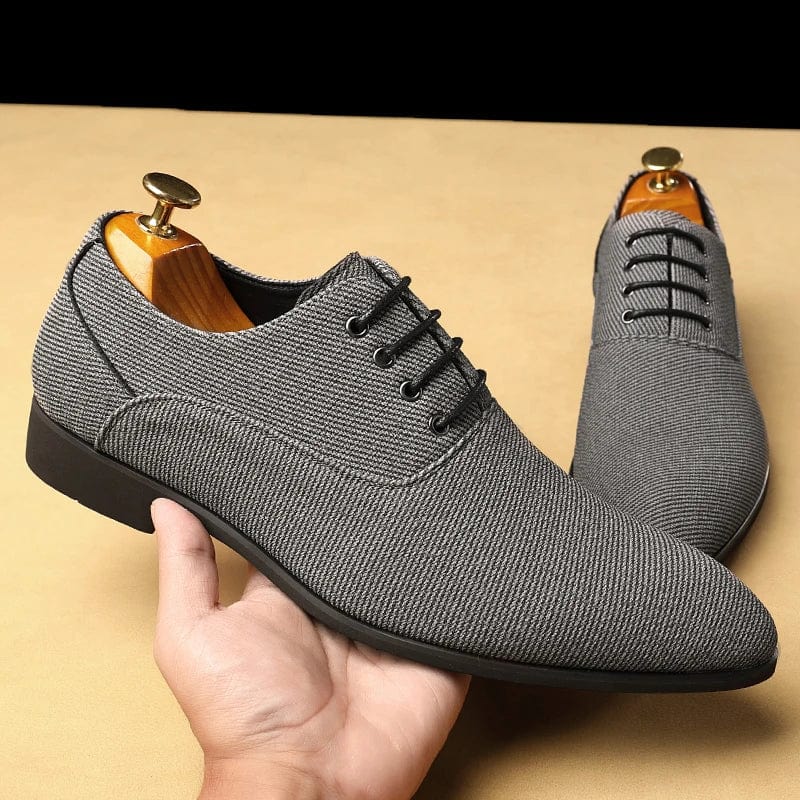 Ellis Woven Canvas Oxford