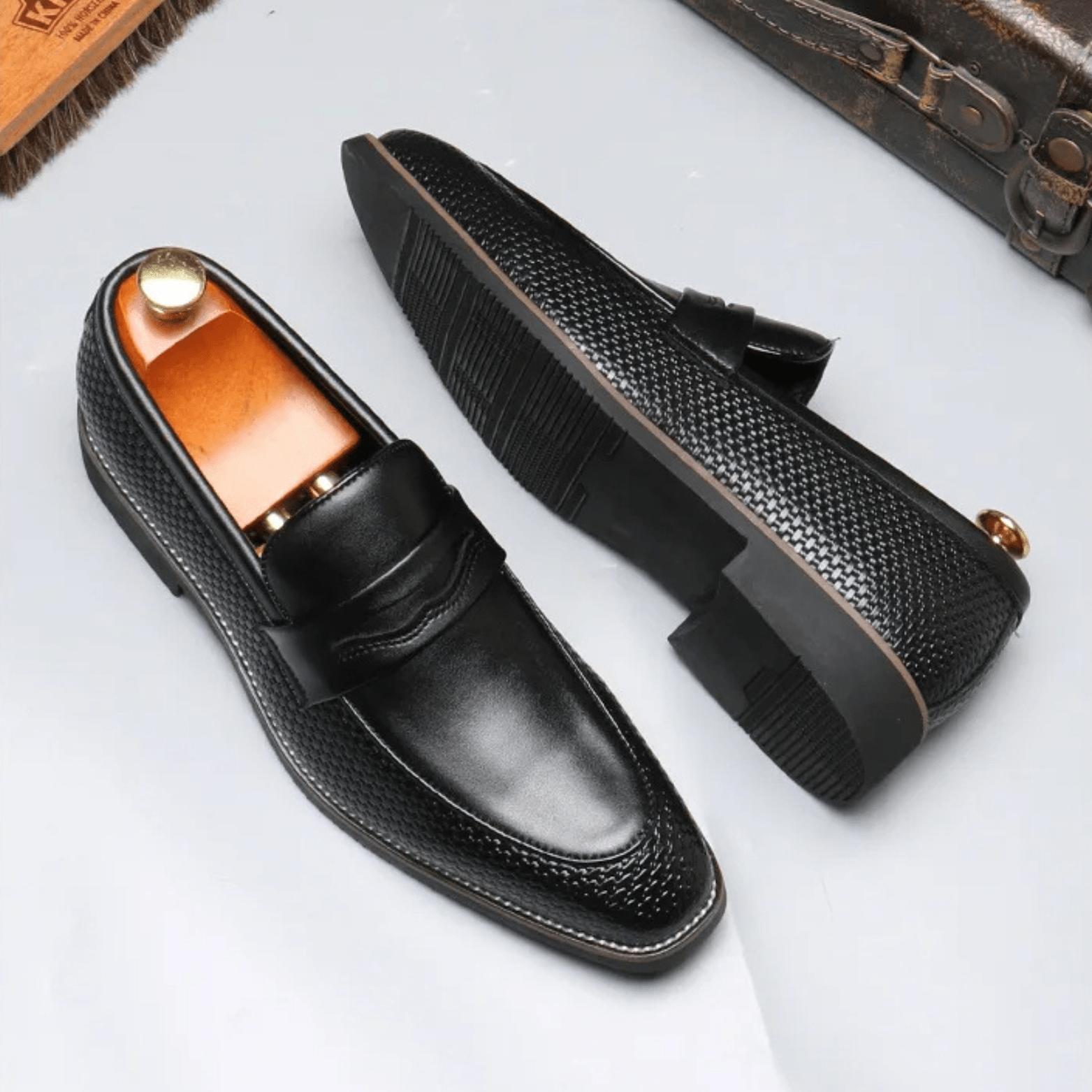 Hudson Contrast Penny Loafer