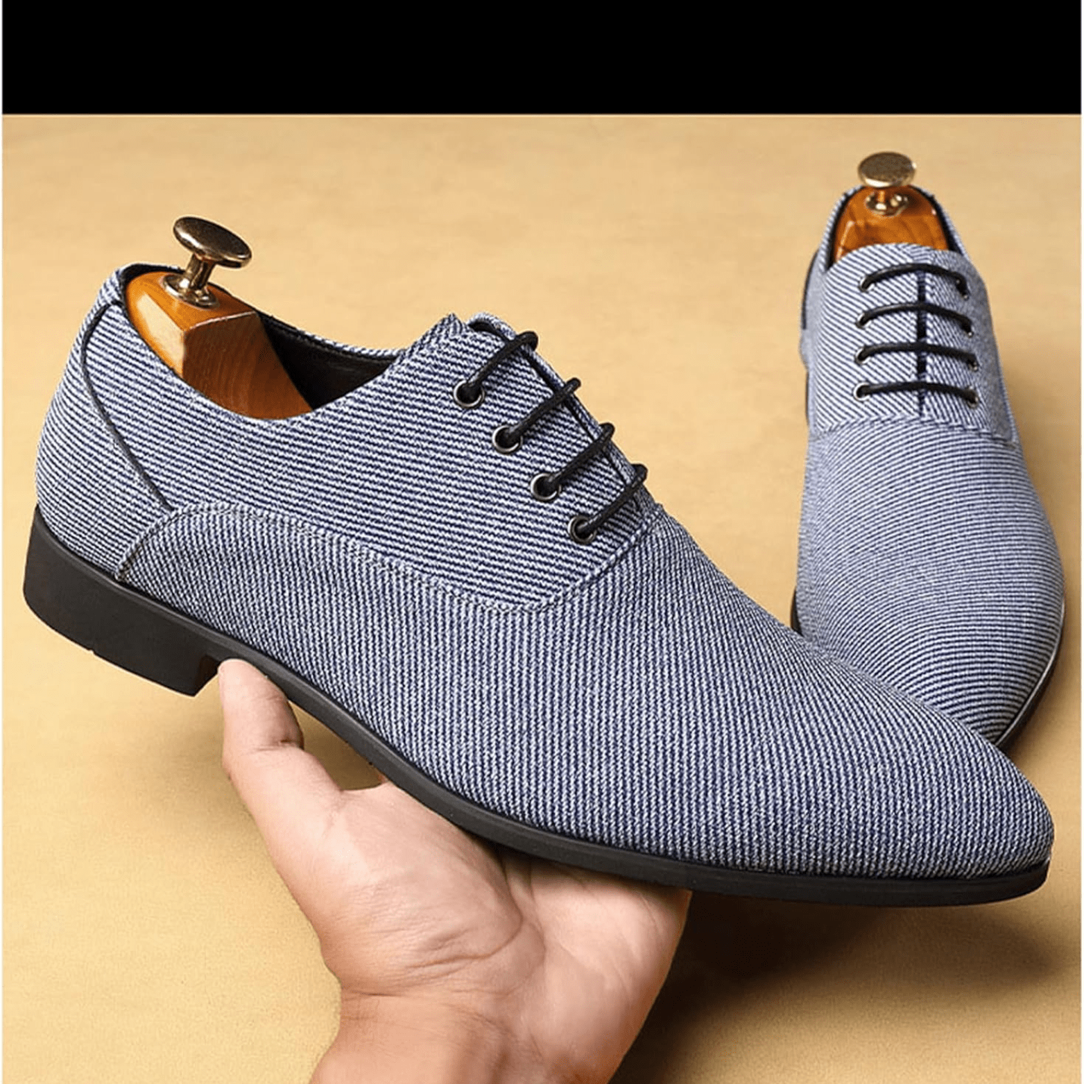 Ellis Woven Canvas Oxford