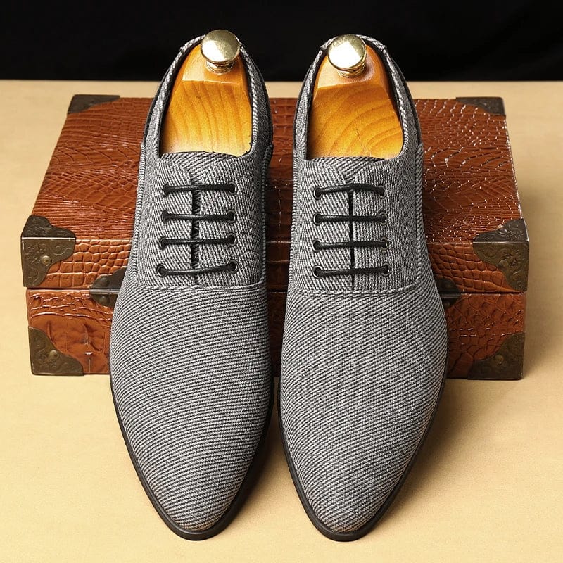 Ellis Woven Canvas Oxford