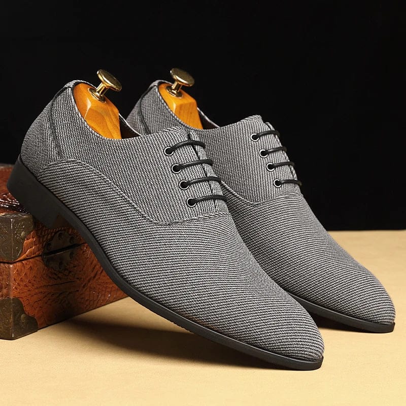 Ellis Woven Canvas Oxford